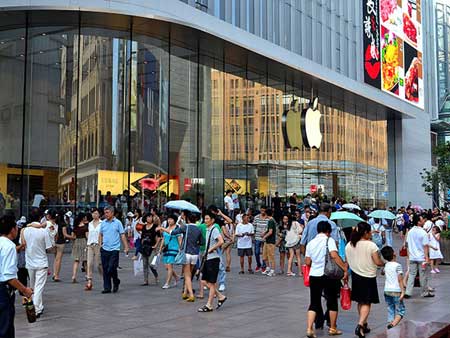 تشاينا موبيل تبدأ بتسويق الايفون في الصين - هل سيغزو الايفون السوق الصيني ؟