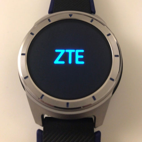 صور حقيقية – شركة ZTE ستطلق ساعة Quartz بنظام أندرويد 2.0