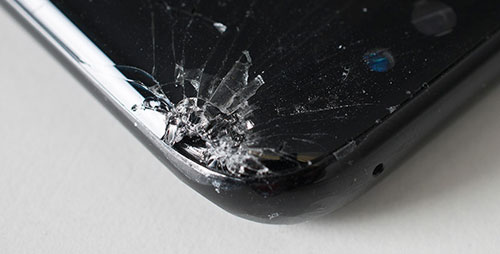حواف هاتف Galaxy S8 ضعيفة جدا وقابلة للخدش بسهولة