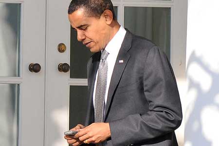 أوباما يقتني جهاز أندرويد