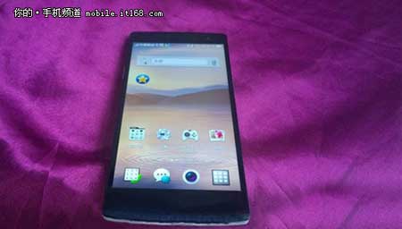 هاتف أندرويد Oppo Find 7 ذو 50 ميجابيكسل