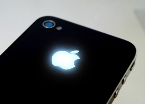 iPhone 6 : شعار آبل الخلفي سيصبح مضيئاً !