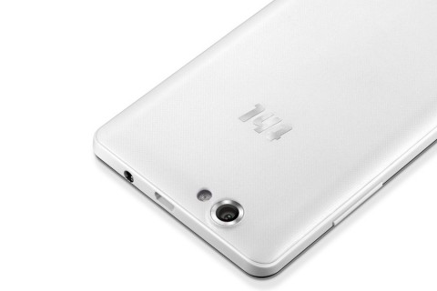 هاتف THL 5000 : هاتف ذكي مرتفع المواصفات ، رخيص الثمن ، مع مزايا رائعة !
