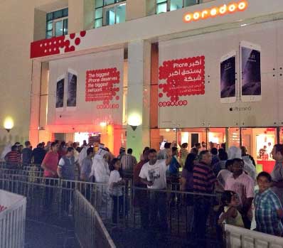 إقبال ملحوظ أمام أحد متاجر "أوريدو Ooredoo" - قطر