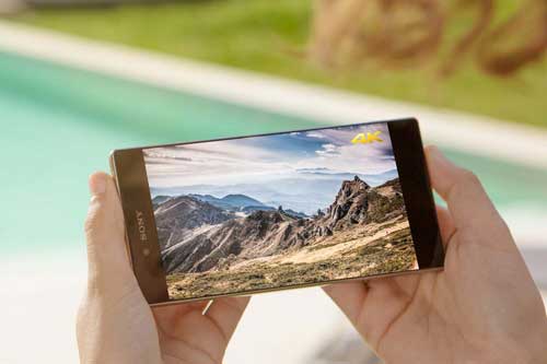 جهاز xperia z5 premium بشاشة 4k - مع بعض المشاكل