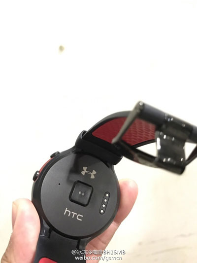 ساعة HTC