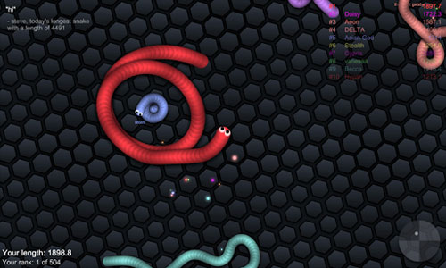 لعبة slither.io