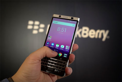 هاتف BlackBerry KeyOne - التصميم كلاسيكي لكن لا يزال جذاباً !