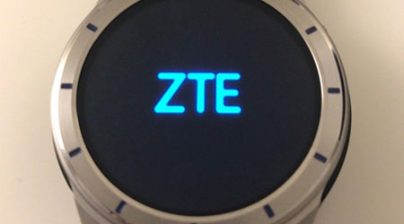 صور حقيقية - شركة ZTE ستطلق ساعة Quartz بنظام أندرويد 2.0