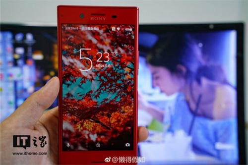 بالصور ، النسخة الحمراء المنتظرة من هاتف Sony Xperia XZ Premium !
