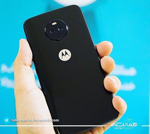 موزع رسمي يكشف عن صورة تؤكد تصميم جهاز Moto X4