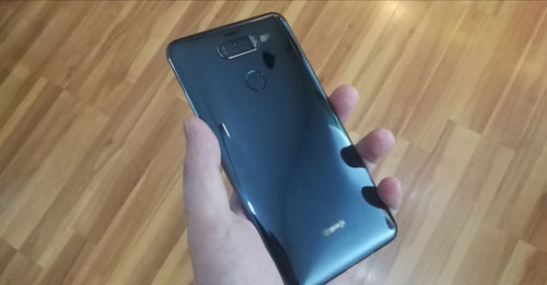 الصور الحقيقية المسربة لهاتف Huawei Mate 10 !