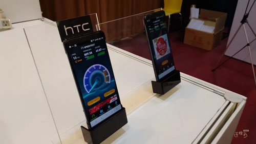 هل هذا هو هاتف HTC U12 ؟ 