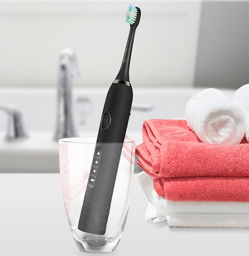 عرض خاص - فرشاة أسنان كهربائية مميزة لتنظيف و تبييض الأسنان!