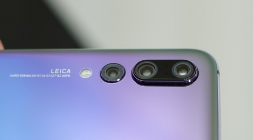 كاميرا P20 Pro الثلاثية