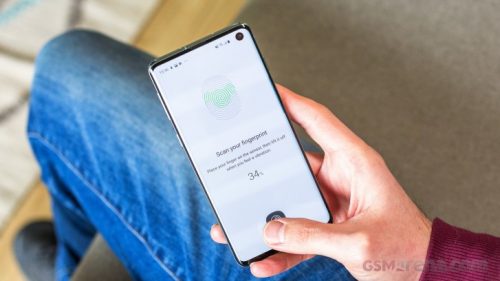 مشكلة خطيرة في Galaxy S10 على المستخدمين الإنتباه لها