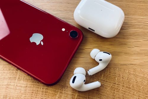 سماعات ابل AirPods Pro - تحديث جديد من ابل لإصلاح مشاكل الصوت!