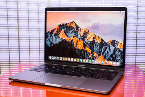 MacBook Pro 13-inch