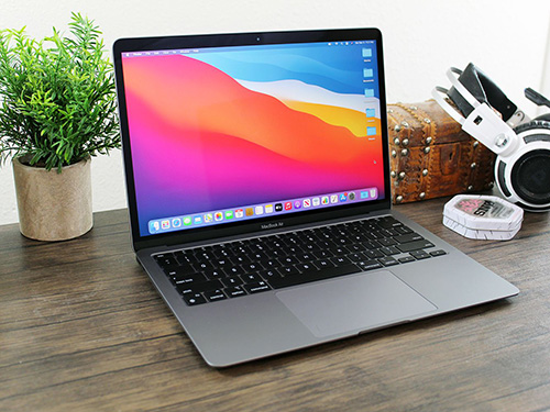 Apple MacBook Air M1