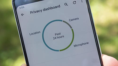 ما هي لوحة معلومات الخصوصية في اندرويد 12 وكيف تستخدمها على أي هاتف اندرويد 