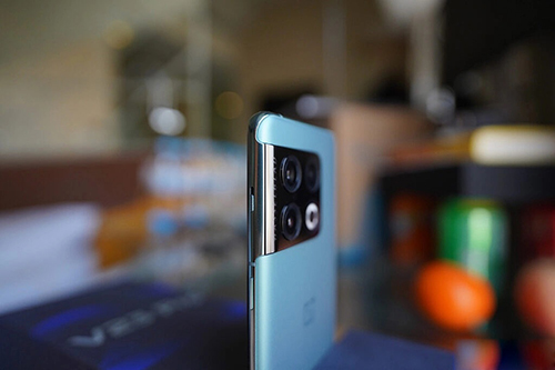 OnePlus 10 Pro - من المحتمل ألا يتم إطلاق الهاتف عالمياً بواجهة ColorOS 12!