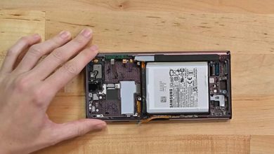 تنويه للمشتريين - إصلاح هواتف Samsung Galaxy S22 التالفة عملية صعبة جداً ومعقدة للغاية!