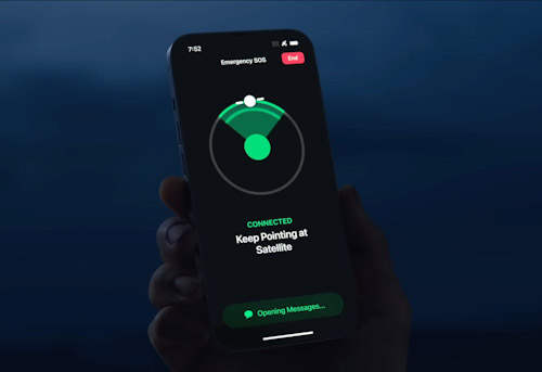 كيف ساعدت تقنية الاتصال عبر الأقمار الصناعية في ايفون 14 في إنقاذ حياة إنسان؟