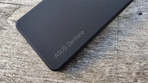 رصد مواصفات هاتف Asus ZenFone 10 - اختلافات جذرية بينه وبين الطراز السابق!